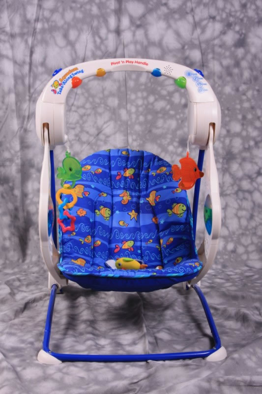 FisherPrice Aquarium Take Along Swing / IMG_0501.jpg